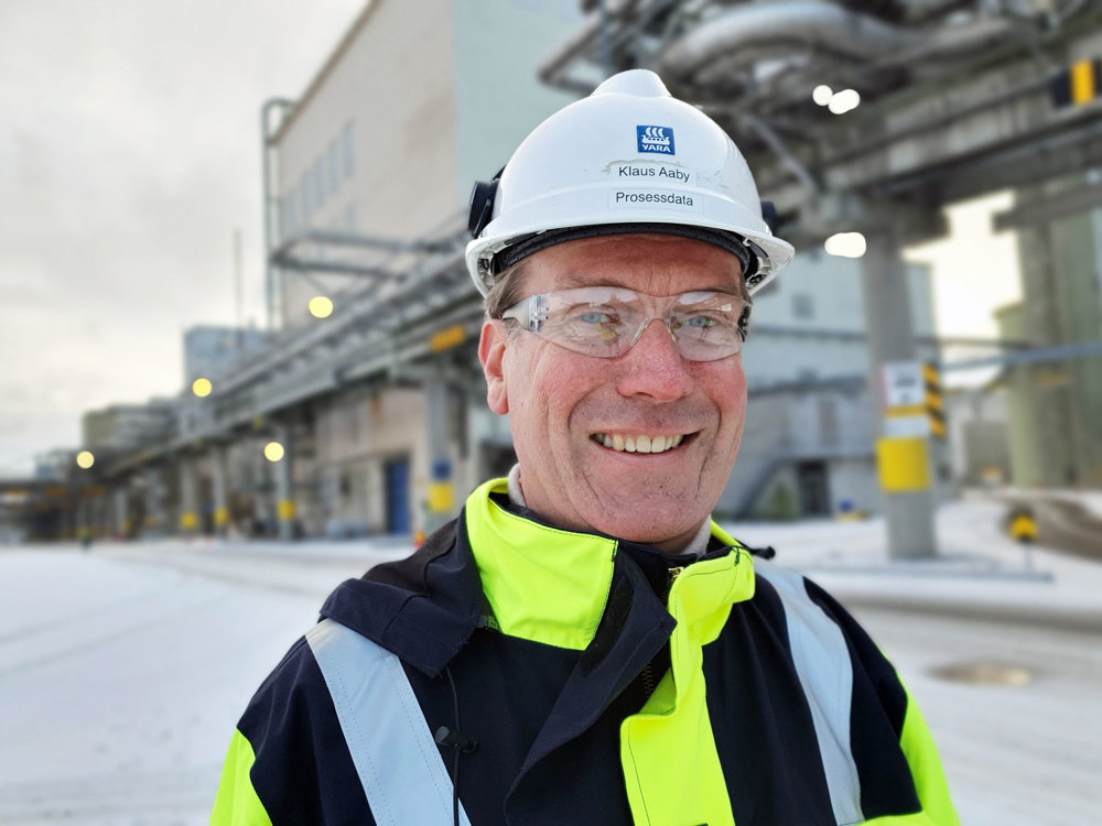 portrait of man, outdoors, industry