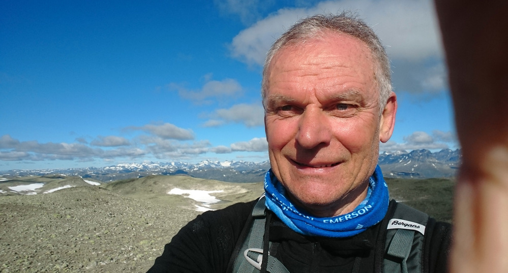 selfie, mann med lite grått hår, høyfjellet